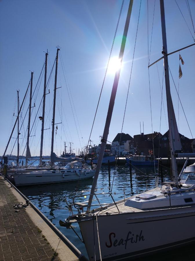 Pier 12 Ferienwohnung Eckernförde Exterior foto